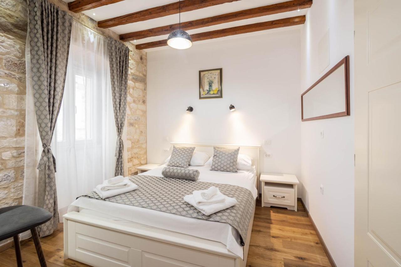 Stephane City Vibe Suites Trogir Bagian luar foto