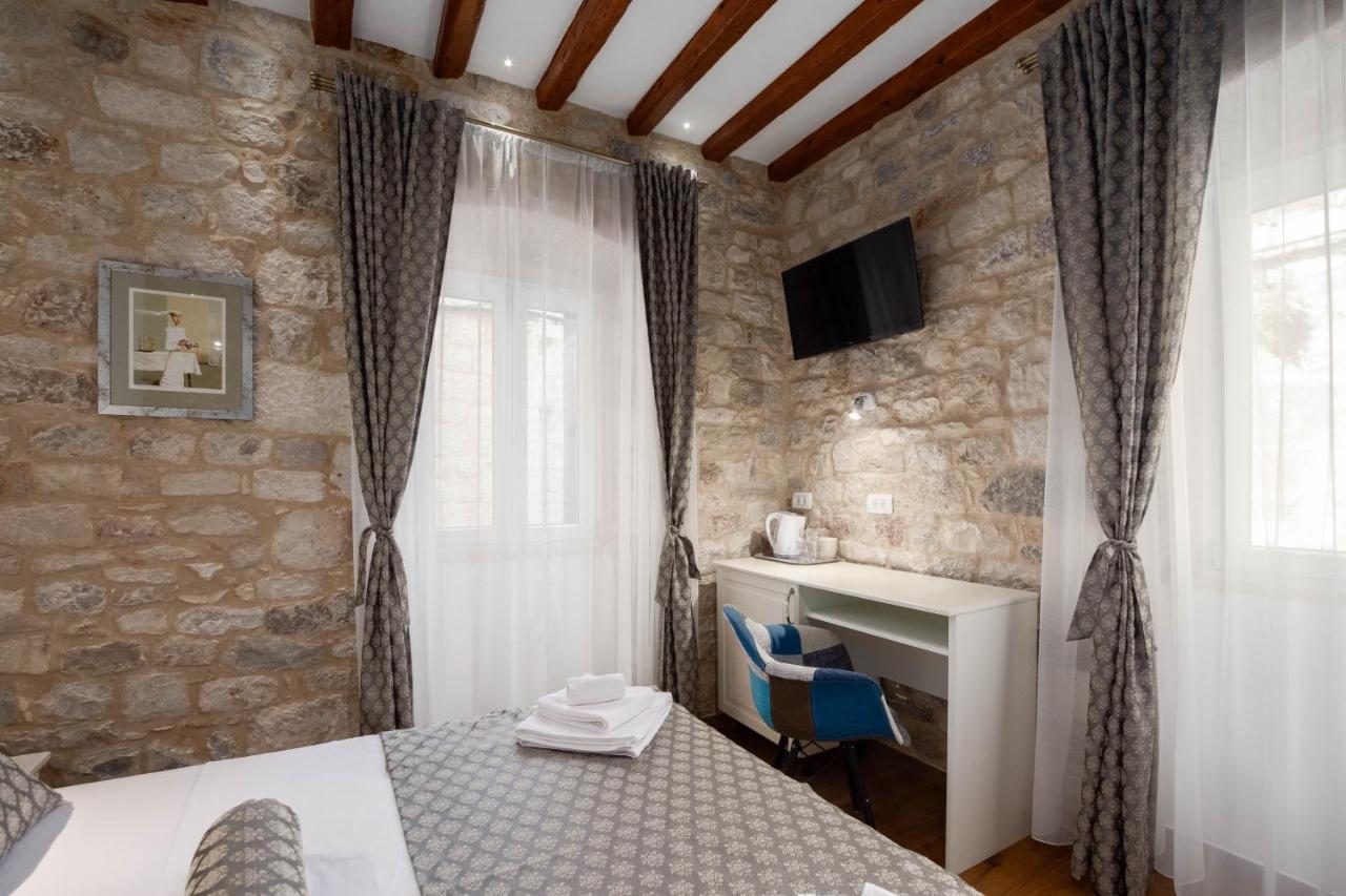 Stephane City Vibe Suites Trogir Bagian luar foto